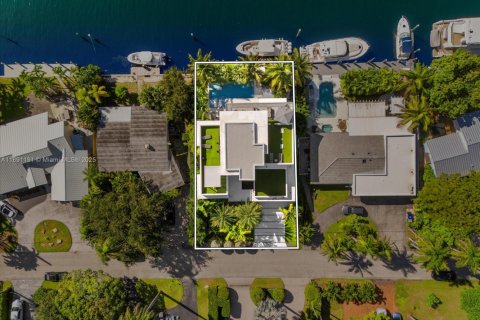 Villa ou maison à vendre à Fort Lauderdale, Floride: 4 chambres, 403.29 m2 № 1943861 - photo 3