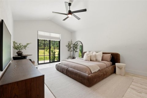 House in Gainesville, Florida 4 bedrooms, 291.43 sq.m. № 2215926 - photo 13