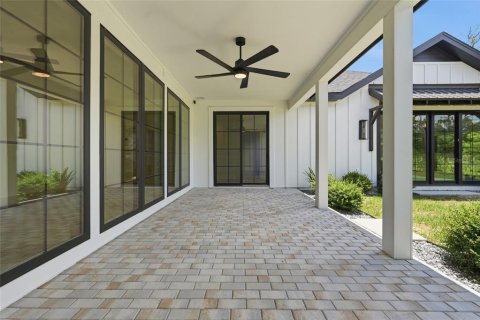 House in Gainesville, Florida 4 bedrooms, 291.43 sq.m. № 2215926 - photo 26