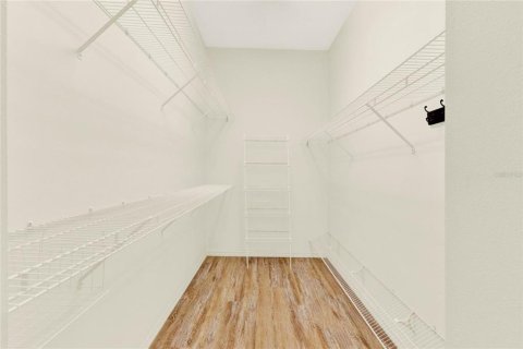 Купить виллу или дом в Леди-Лейк, Флорида 6 комнат, 148.46м2, № 1572653 - фото 11
