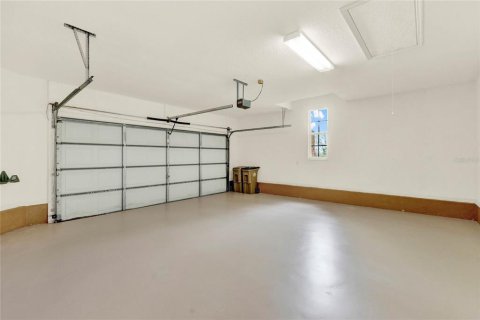 Купить виллу или дом в Леди-Лейк, Флорида 6 комнат, 148.46м2, № 1572653 - фото 18