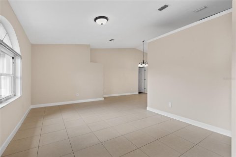 Casa en venta en Palm Coast, Florida, 3 dormitorios, 184.32 m2 № 2416424 - foto 5