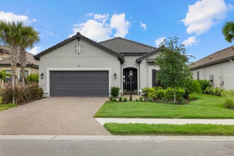 House in Bradenton, Florida 4 bedrooms, 230.3 sq.m. № 1884889 - photo 2
