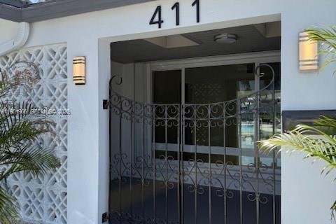 Villa ou maison à vendre à Pompano Beach, Floride: 3 chambres, 183.2 m2 № 2032003 - photo 10