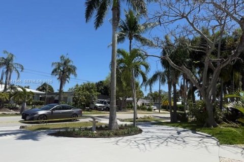 Villa ou maison à vendre à Pompano Beach, Floride: 3 chambres, 183.2 m2 № 2032003 - photo 9