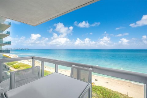 Condominio en venta en Miami Beach, Florida, 2 dormitorios, 119.84 m2 № 2191369 - foto 28