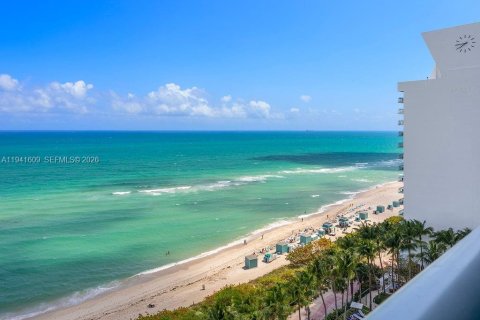 Condominio en venta en Miami Beach, Florida, 2 dormitorios, 119.84 m2 № 2191369 - foto 2