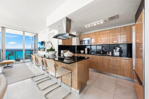 Condominio en venta en Miami Beach, Florida, 2 dormitorios, 119.84 m2 № 2191369 - foto 22