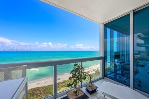 Condominio en venta en Miami Beach, Florida, 2 dormitorios, 119.84 m2 № 2191369 - foto 16
