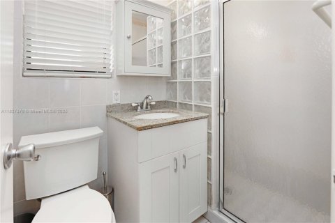 Купить кондоминиум в Холливуд, Флорида 1 спальня, 41.62м2, № 1801158 - фото 18