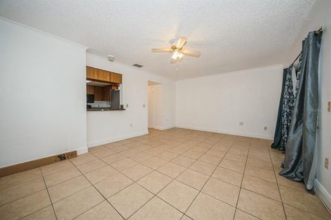 Adosado en venta en Tampa, Florida, 3 dormitorios, 133.78 m2 № 1689581 - foto 17