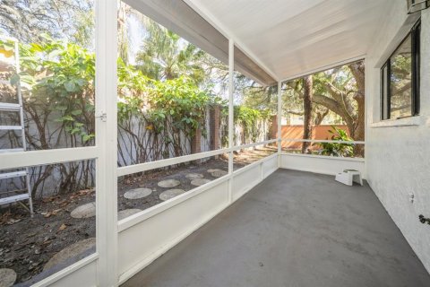 Adosado en venta en Tampa, Florida, 3 dormitorios, 133.78 m2 № 1689581 - foto 18