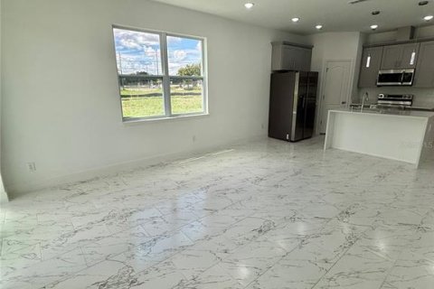 Adosado en alquiler en Kissimmee, Florida, 3 dormitorios, 157.19 m2 № 1908480 - foto 11