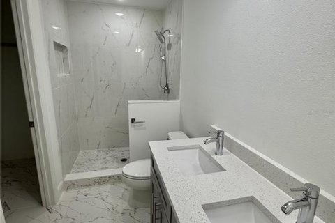 Touwnhouse à louer à Kissimmee, Floride: 3 chambres, 157.19 m2 № 1908480 - photo 17