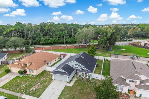 Casa en venta en Apopka, Florida, 3 dormitorios, 137.87 m2 № 2387596 - foto 3