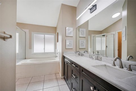 Casa en venta en Apopka, Florida, 3 dormitorios, 137.87 m2 № 2387596 - foto 22