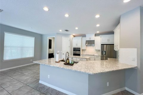 Villa ou maison à vendre à Tampa, Floride: 4 chambres, 274.34 m2 № 2225531 - photo 28