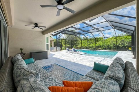Villa ou maison à vendre à Tampa, Floride: 4 chambres, 274.34 m2 № 2225531 - photo 3