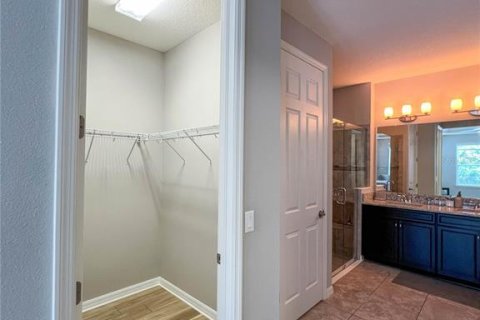 Villa ou maison à vendre à Tampa, Floride: 4 chambres, 274.34 m2 № 2225531 - photo 22