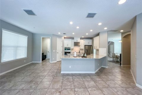 Villa ou maison à vendre à Tampa, Floride: 4 chambres, 274.34 m2 № 2225531 - photo 26