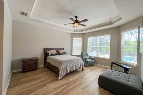 Villa ou maison à vendre à Tampa, Floride: 4 chambres, 274.34 m2 № 2225531 - photo 13