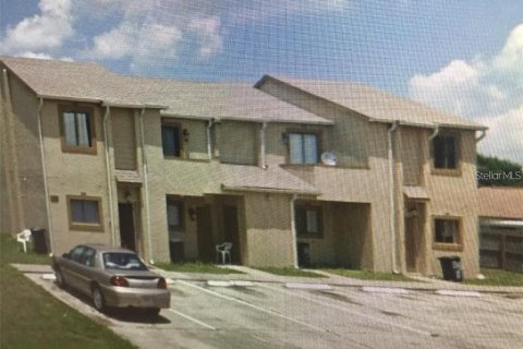 Adosado en alquiler en Kissimmee, Florida, 2 dormitorios, 101.08 m2 № 1905375 - foto 1