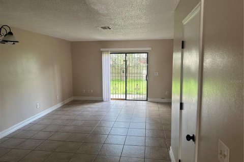 Adosado en alquiler en Kissimmee, Florida, 2 dormitorios, 101.08 m2 № 1905375 - foto 3
