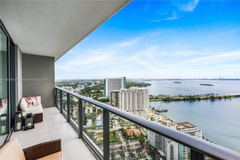 Condo in Miami, Florida, 1 bedroom  № 1944931 - photo 16