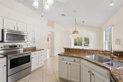 Villa ou maison à vendre à The Villages, Floride: 2 chambres, 149.85 m2 № 2399063 - photo 8