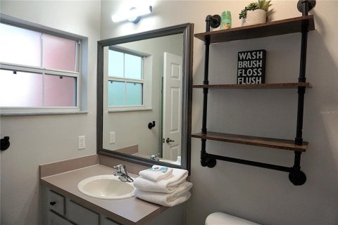 Touwnhouse à vendre à Kissimmee, Floride: 3 chambres, 120.31 m2 № 2196331 - photo 12