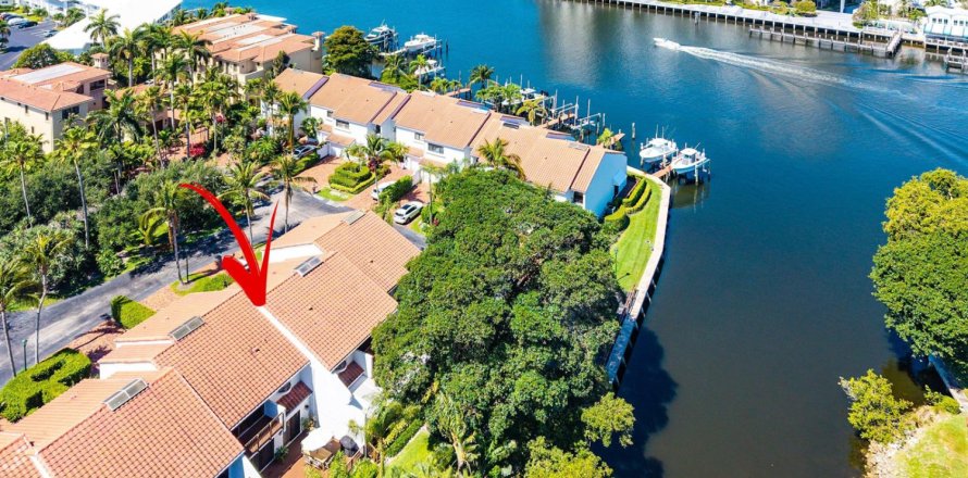 Touwnhouse à Ocean Ridge, Floride 3 chambres, 210.42 m2 № 2175464