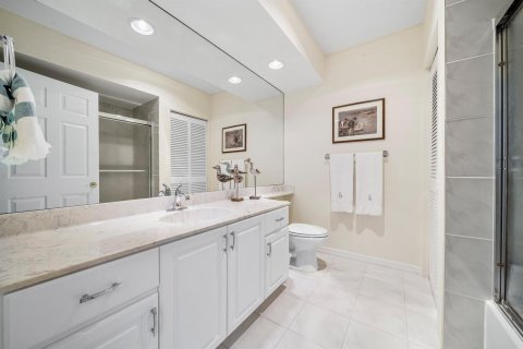 Touwnhouse à vendre à Ocean Ridge, Floride: 3 chambres, 210.42 m2 № 2175464 - photo 30