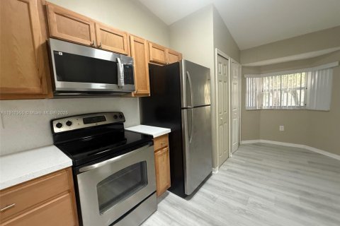 Снять в аренду кондоминиум в Хомстед, Флорида 2 спальни, 75.72м2, № 1972370 - фото 8