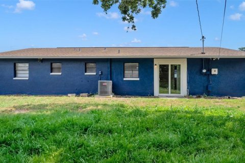 Casa en alquiler en Saint Petersburg, Florida, 4 dormitorios, 115.94 m2 № 1725093 - foto 21