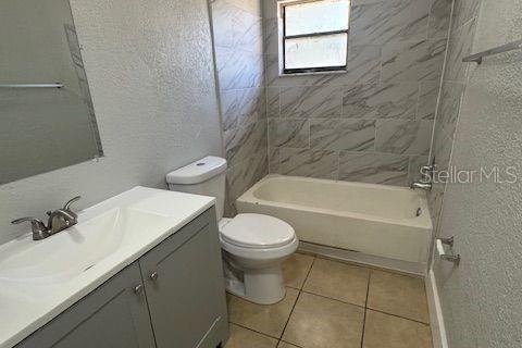 Casa en alquiler en Saint Petersburg, Florida, 4 dormitorios, 115.94 m2 № 1725093 - foto 7