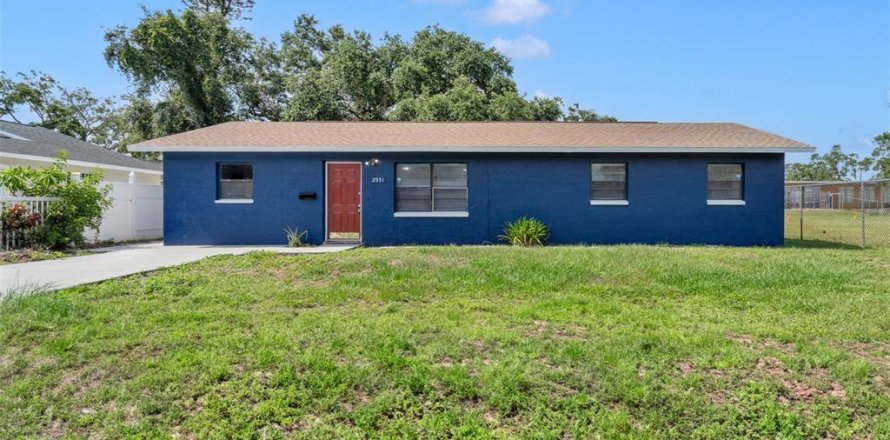 Casa en Saint Petersburg, Florida 4 dormitorios, 115.94 m2 № 1725093