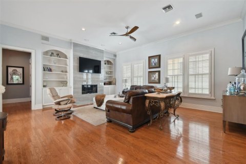 House in Celebration, Florida 6 bedrooms, 515.33 sq.m. № 1508506 - photo 22