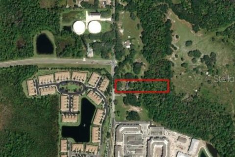 House in Four Corners, Florida 4 bedrooms, 124.86 sq.m. № 719447 - photo 1