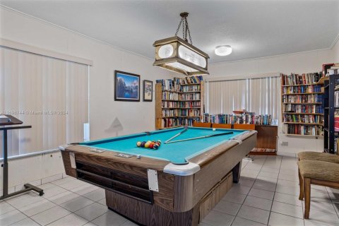 Condominio en venta en Hallandale Beach, Florida, 1 dormitorio, 74.32 m2 № 1452371 - foto 23