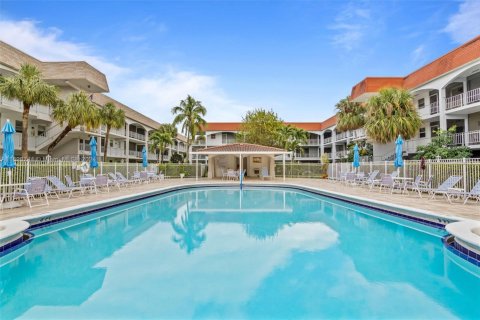Condominio en venta en Hallandale Beach, Florida, 1 dormitorio, 74.32 m2 № 1452371 - foto 21