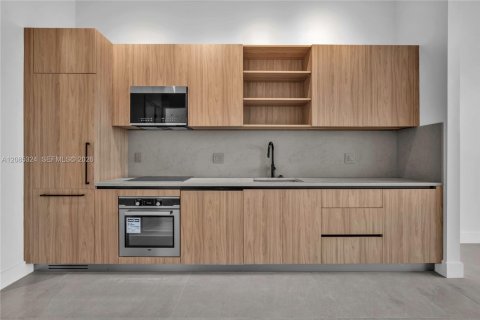 Condominio en alquiler en Miami, Florida, 2 dormitorios, 88.07 m2 № 2355192 - foto 5