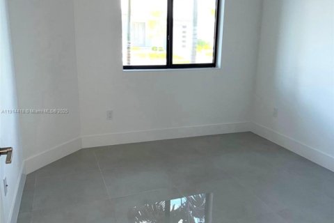 Villa ou maison à louer à Fort Lauderdale, Floride: 4 chambres, 255.57 m2 № 1971516 - photo 21