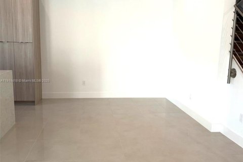 Villa ou maison à louer à Fort Lauderdale, Floride: 4 chambres, 255.57 m2 № 1971516 - photo 25