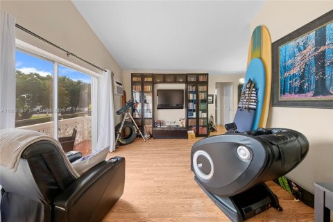 Condo in Miami Beach, Florida, 1 bedroom № 2152468 - photo 8