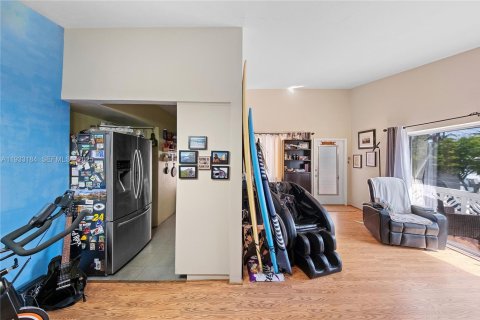 Condo in Miami Beach, Florida, 1 bedroom № 2152468 - photo 17