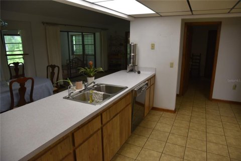 Villa ou maison à vendre à Chiefland, Floride: 2 chambres, 267 m2 № 2236005 - photo 23
