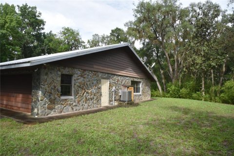 Villa ou maison à vendre à Chiefland, Floride: 2 chambres, 267 m2 № 2236005 - photo 2