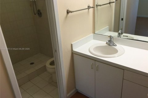 Copropriété à vendre à Miami, Floride: 2 chambres, 80.82 m2 № 1954286 - photo 3