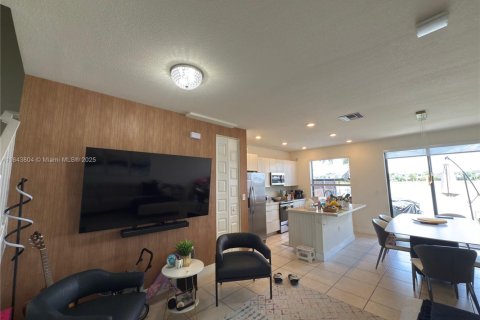 Adosado en alquiler en Miami Lakes, Florida, 3 dormitorios, 137.12 m2 № 1936654 - foto 8