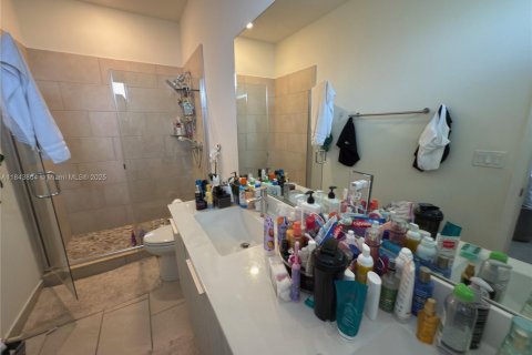 Adosado en alquiler en Miami Lakes, Florida, 3 dormitorios, 137.12 m2 № 1936654 - foto 14